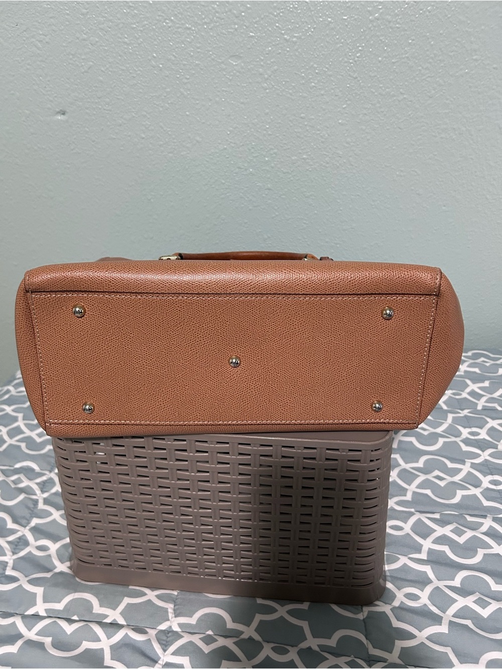 Dooney & Bourke Tan Pebbled Satchel with Pink Interior and Brown Handles - Picture 4 of 6